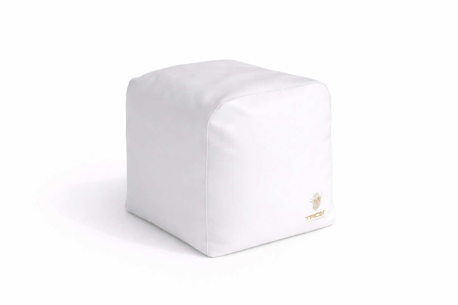 Cloud pouf